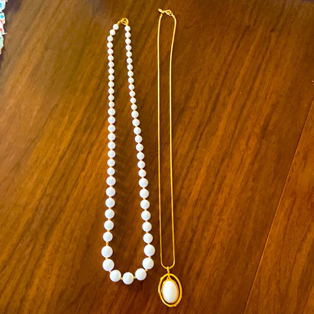Worthington Necklaces 18$